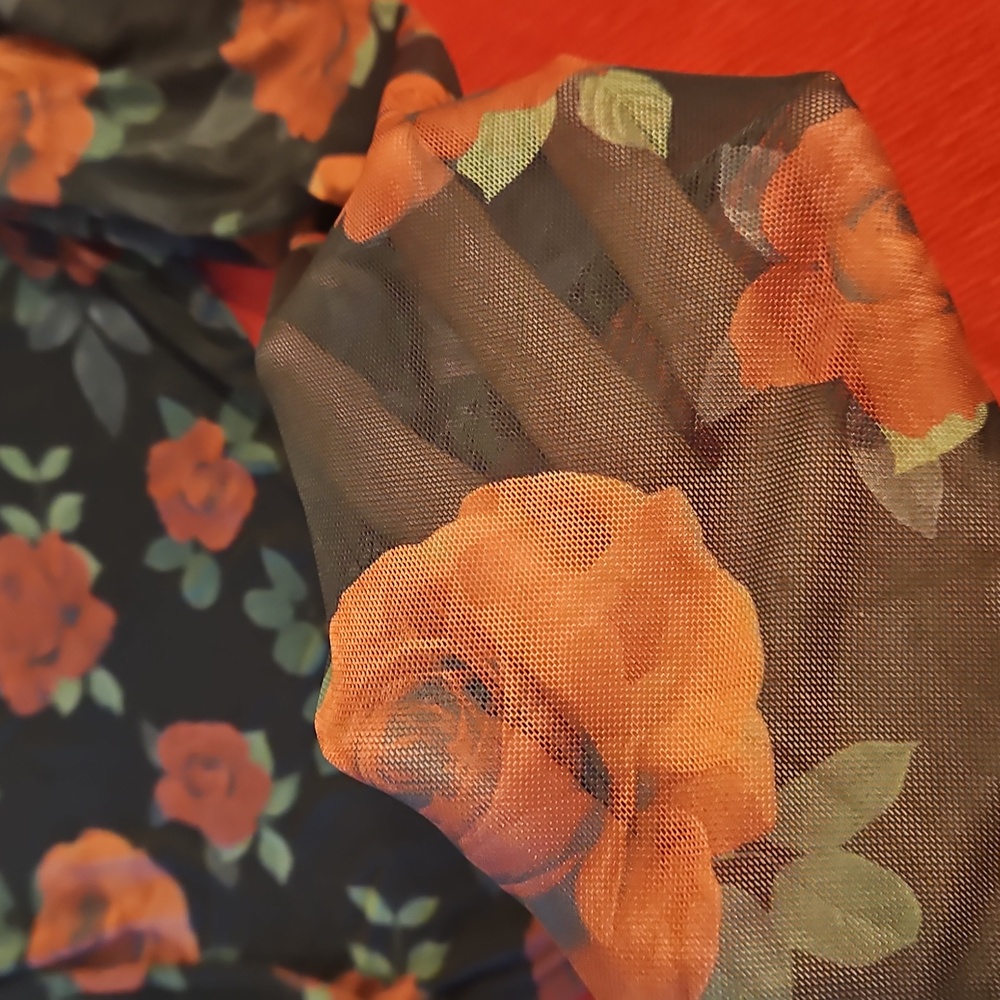 Black Red Roses Long Mesh Sleeve Top Orange Kiss XL - Picture 3 of 8